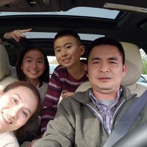 Meet your Posher, Tri